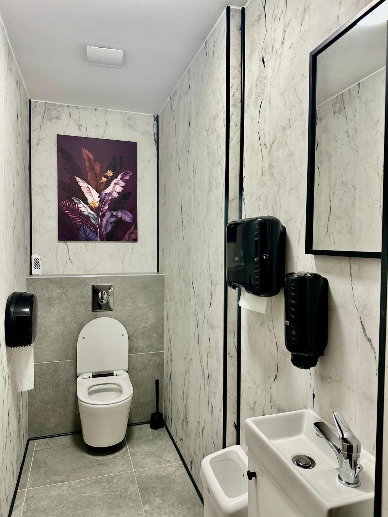 Poziom 4, Prywatna Lazienka, Wspolna Toaleta, Free Wi-fi, Free Parking Apartment