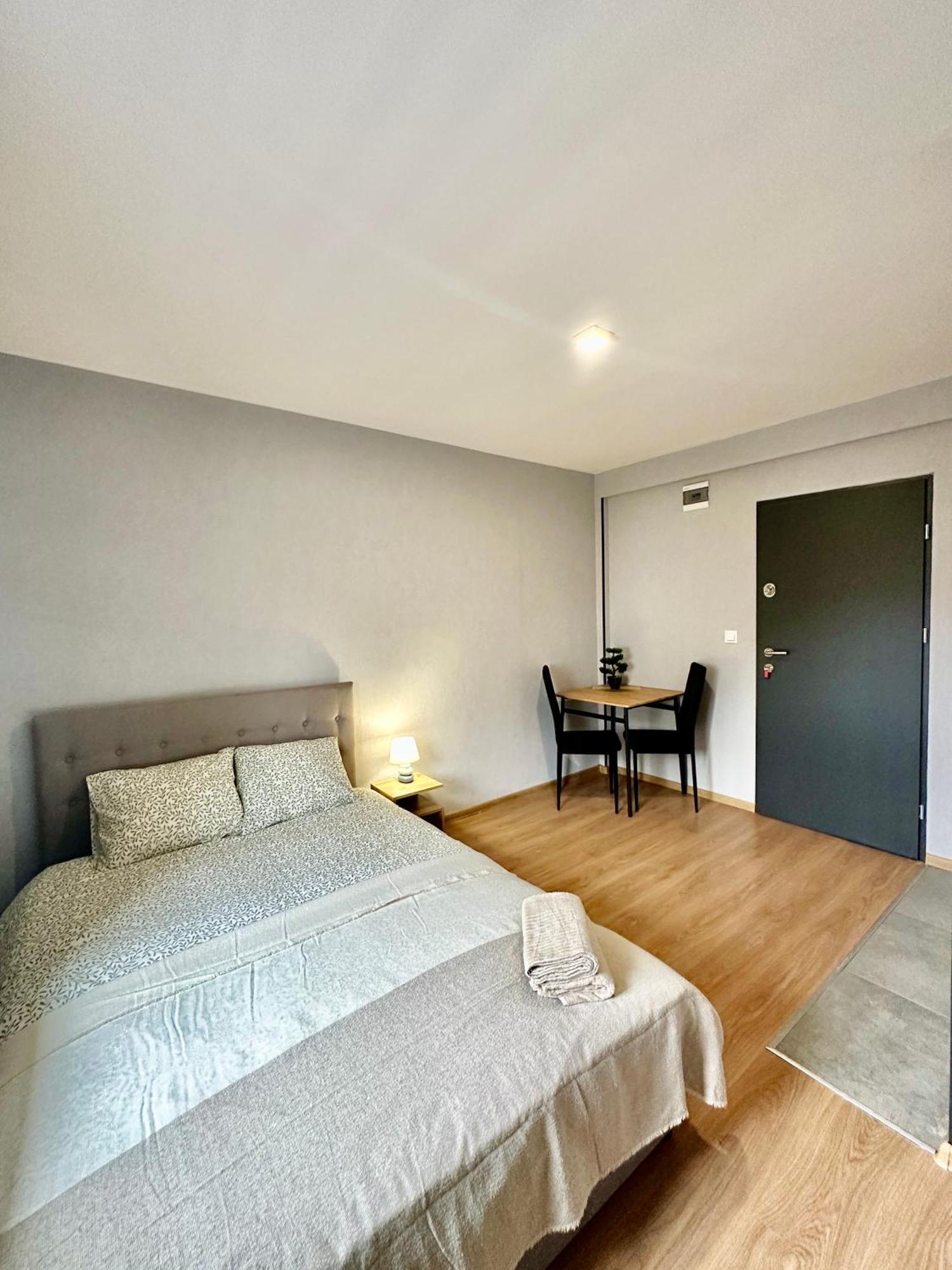 Poziom 4, Prywatna Lazienka, Wspolna Toaleta, Free Wi-fi, Free Parking Apartment Katowice