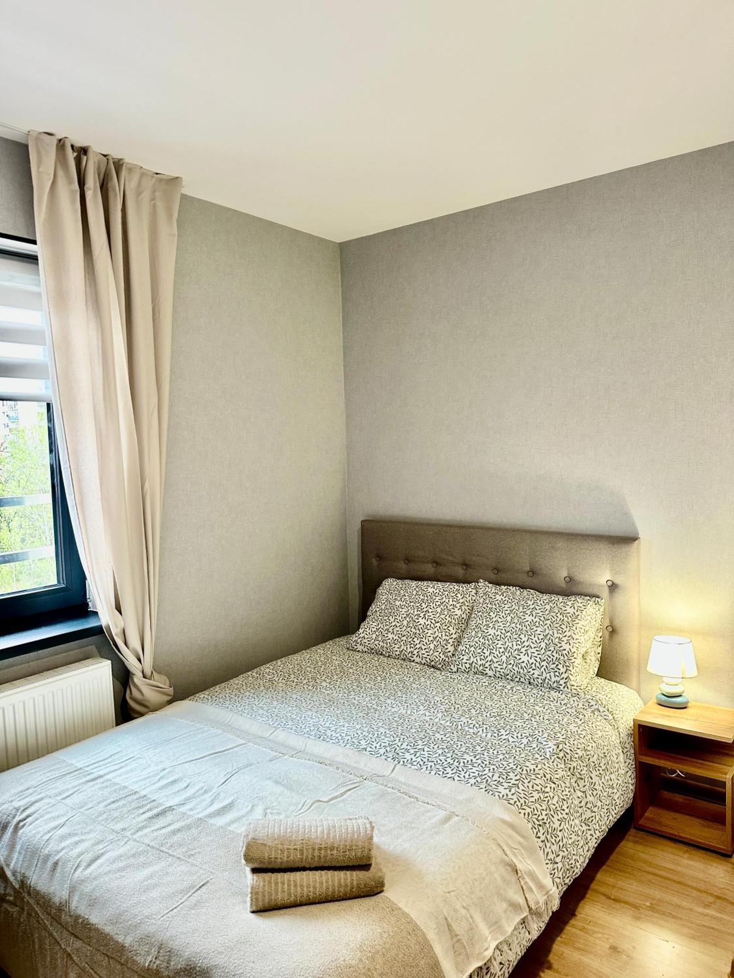 Poziom 4, Prywatna Lazienka, Wspolna Toaleta, Free Wi-fi, Free Parking Katowice