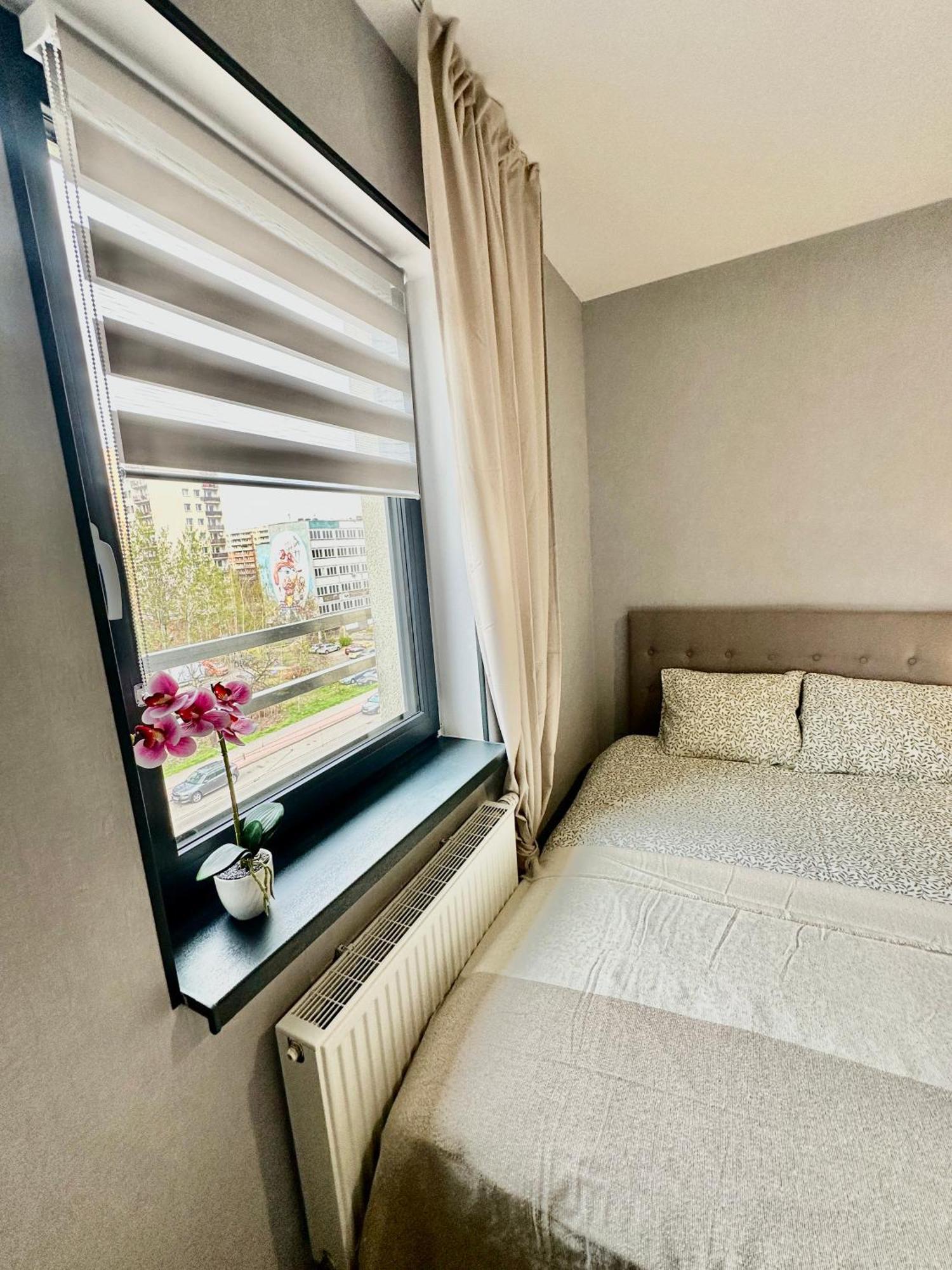 Poziom 4, Prywatna Lazienka, Wspolna Toaleta, Free Wi-fi, Free Parking Katowice